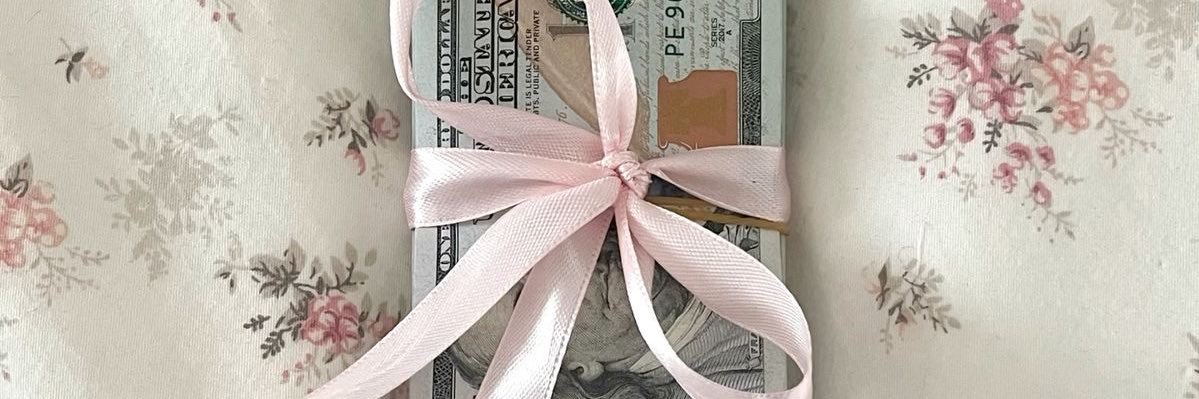 lina✧˚₊‧♡ findom's banner