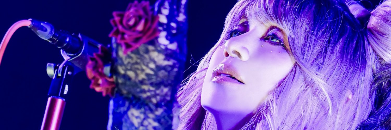 🌸IZAM 🌸《SHAZNA》's banner