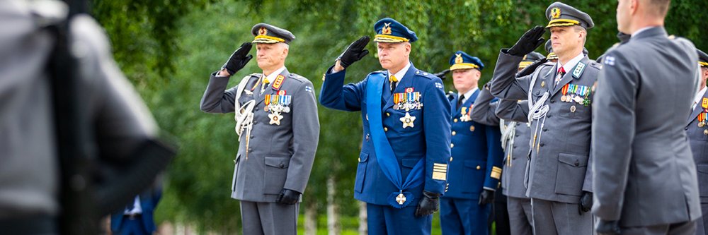 Suomalaiset kenraalit's banner