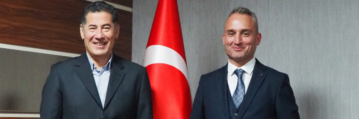 Özgür Akgül's banner