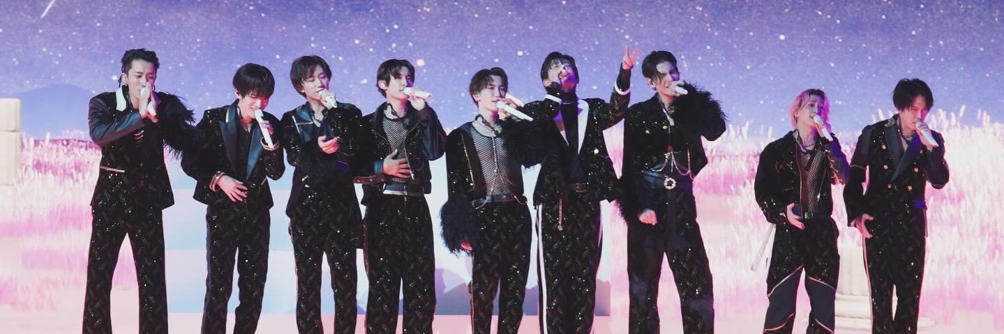 𝙊𝙇𝙇𝙔's banner