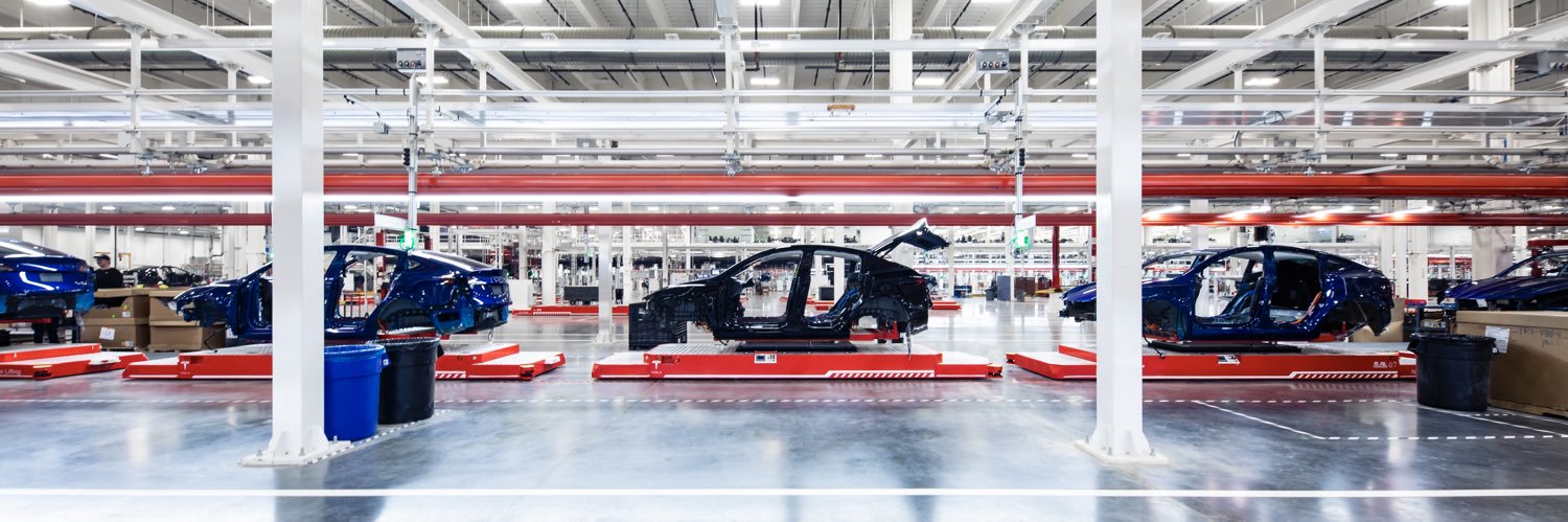 Tesla Recruiting's banner