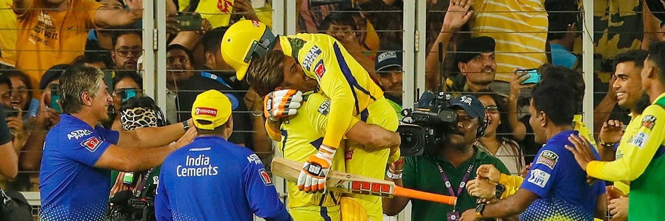 Neeche Se Topper's banner