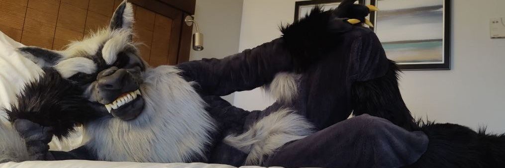 Valnos Floofdog's banner