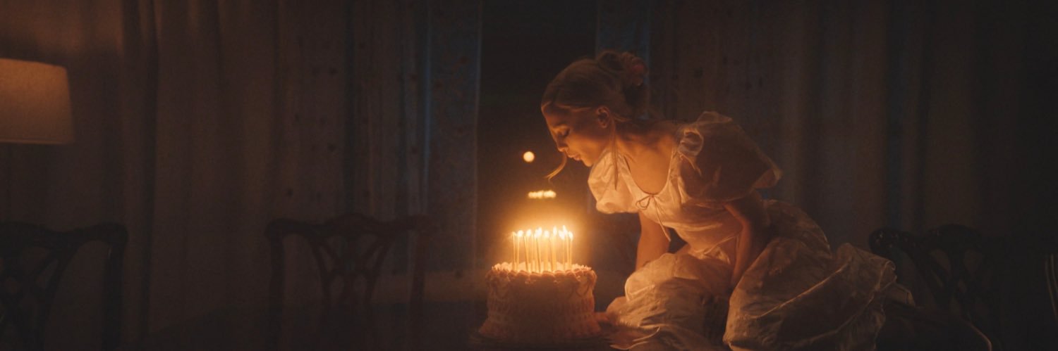 i was a swiftieꕤ⋆.˚ ⸆⸉'s banner