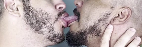 Tongue Lovers👅💋's banner