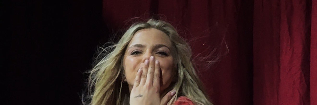 linda ★'s banner