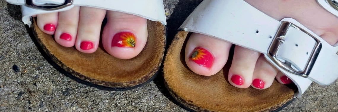PolkaDotPrincessJ👣👑's banner