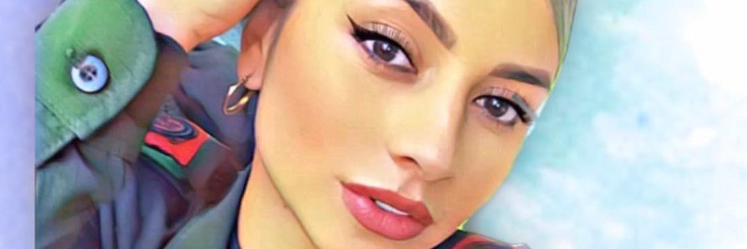 Alexaaa_narvaez's banner