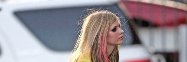 avril things's banner
