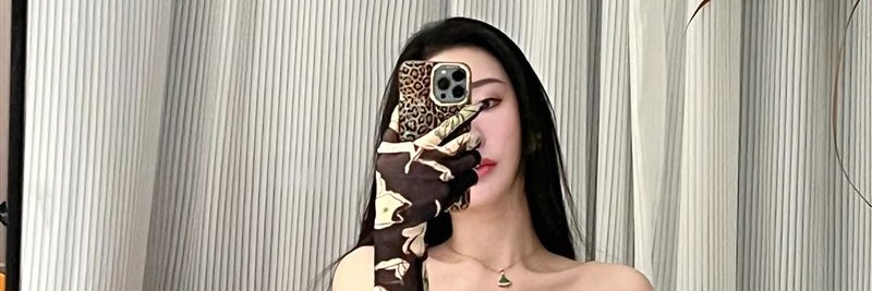 不爱笑的赛琳's banner