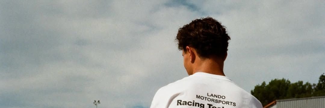 🦇's banner