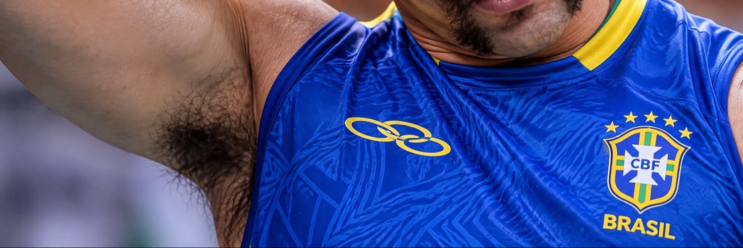 Homens Com Axilas (6K)'s banner