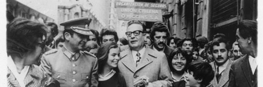Fund. Salvador Allende's banner
