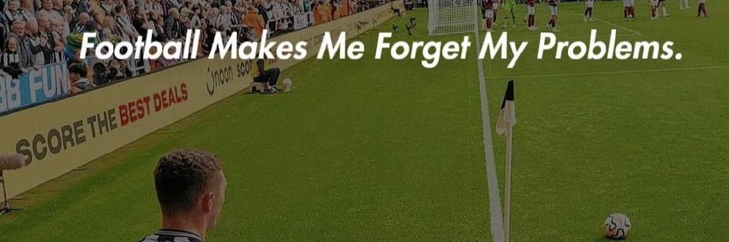 Football Fan Tweet's banner