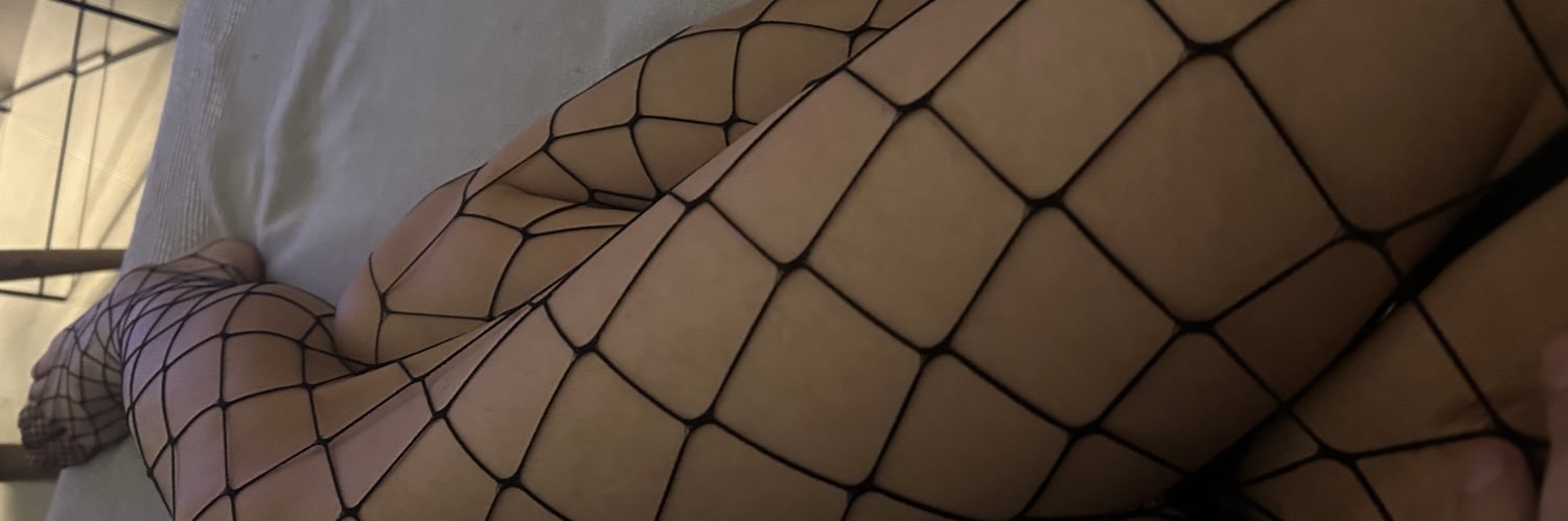 Unique Girl 🍑's banner