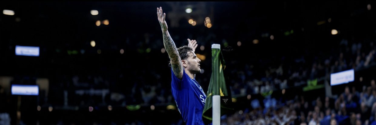 كومي 🇫🇷's banner