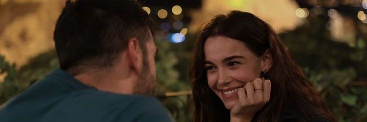 به من بگو lily's banner