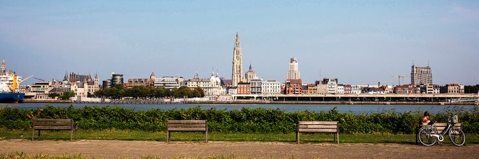 Stad Antwerpen's banner