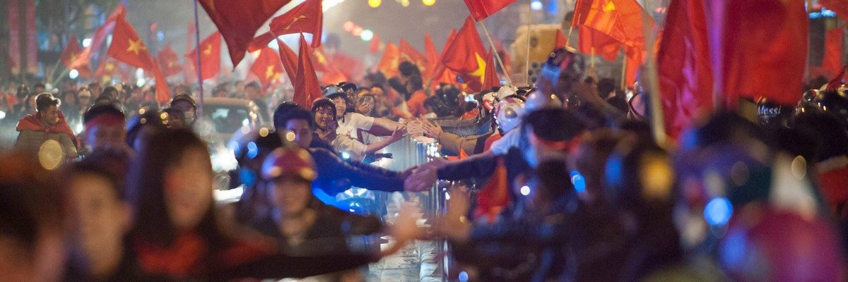 Giáo Hoàng 🇻🇳's banner