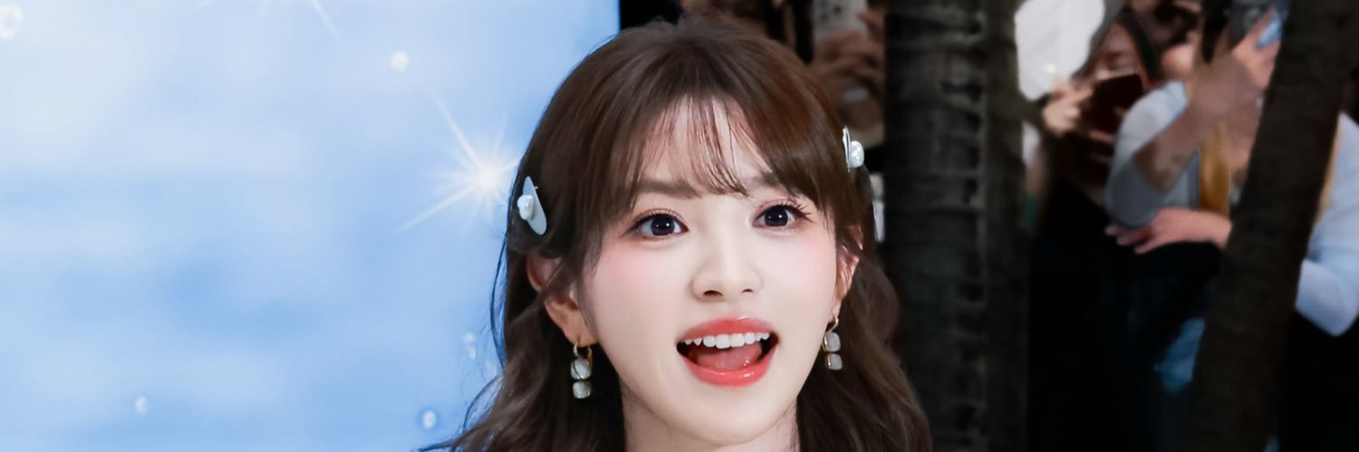 비's banner