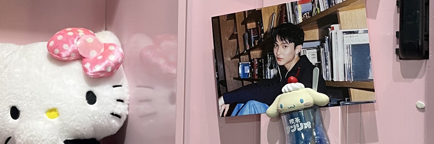 𝙉𝙖𝙢𝙬𝙝𝙭𝙣's banner