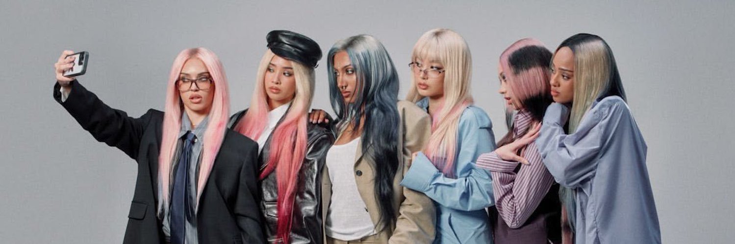 sabrina⁶ ♡'s banner