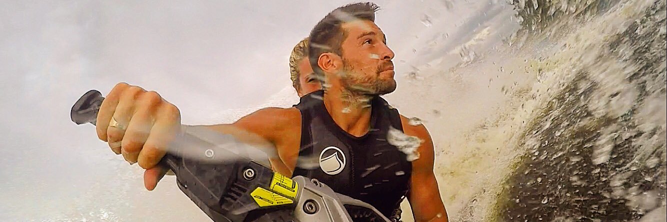 Luis Mateucci †'s banner