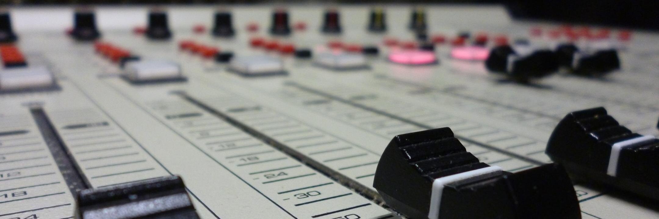Keops FM 90.1 | Cadena 3 La Plata's banner