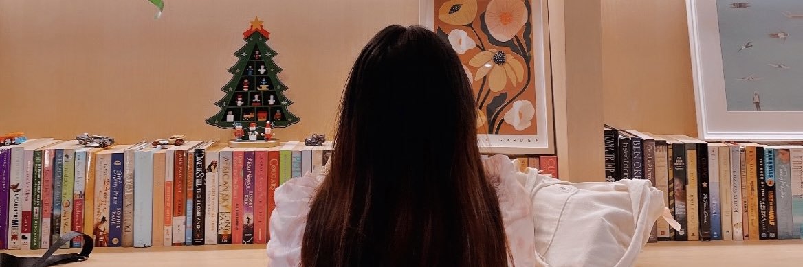 𝒥's banner
