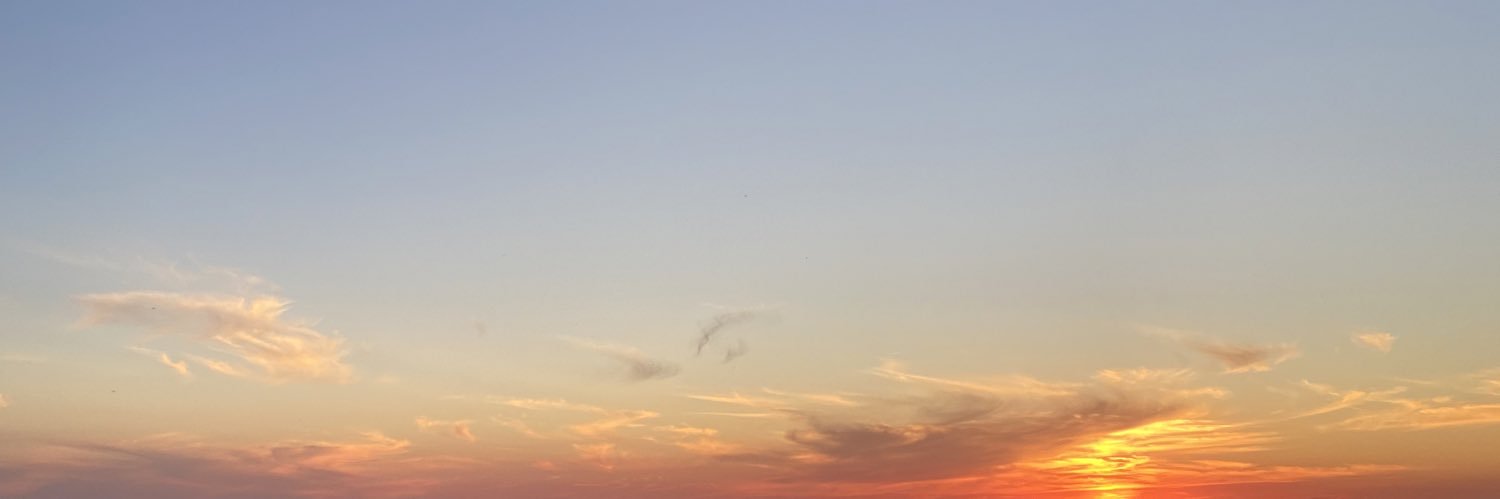 красива жінка's banner
