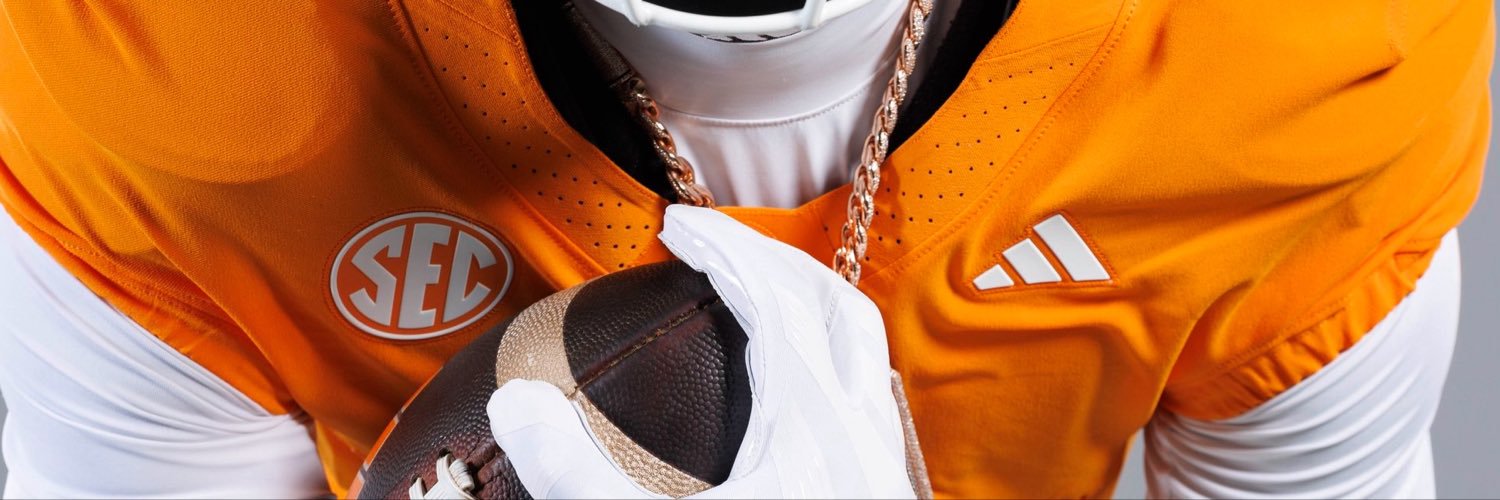 Uzi ✴️'s banner