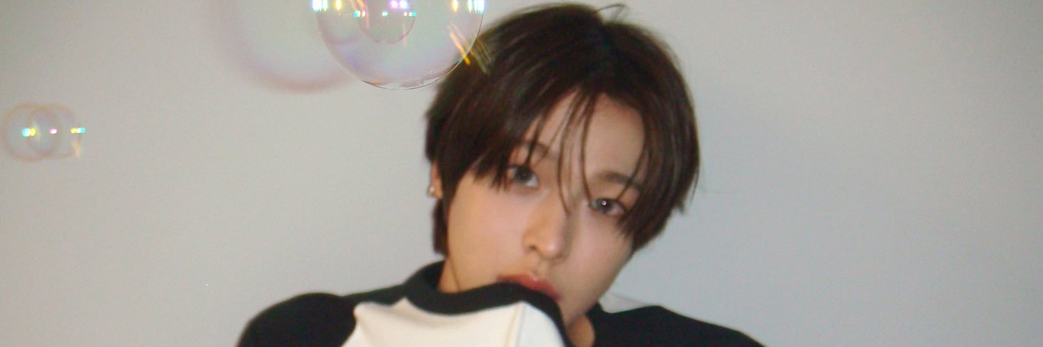 💌's banner
