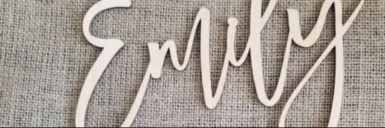 EMİLY👑's banner