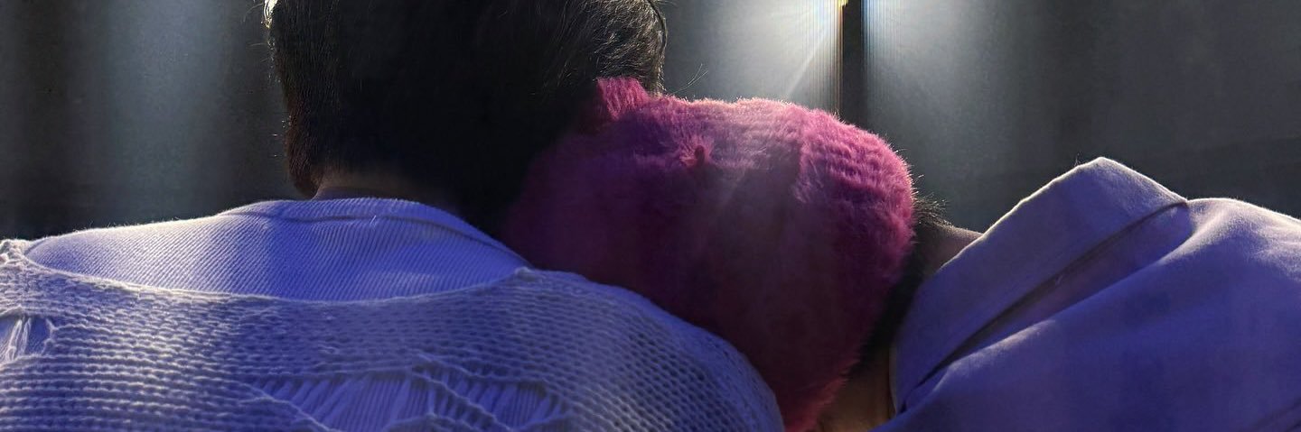 ._.'s banner