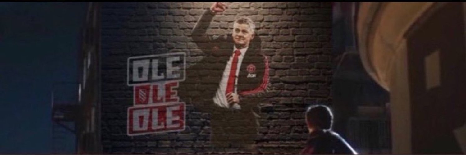 i's banner