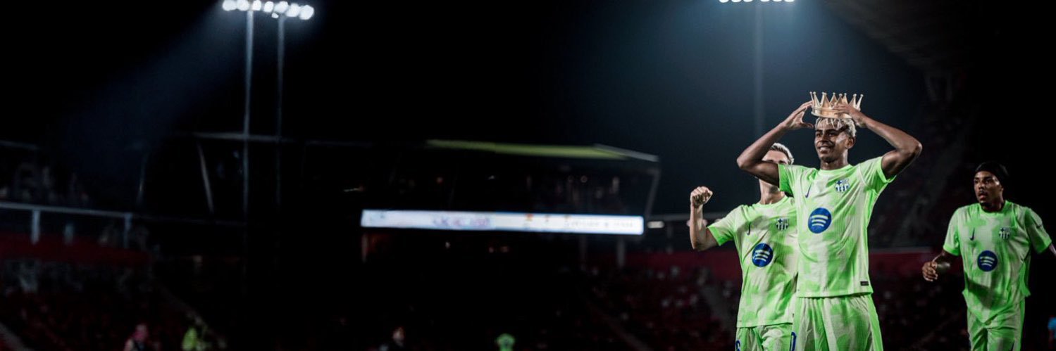 كيــتي's banner