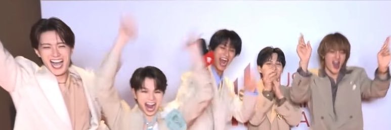 ‎ ‎ ᴖ ̫ᴖ's banner