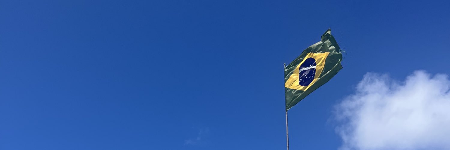 lari ⁷ VAI VER O BTS 🇧🇷's banner