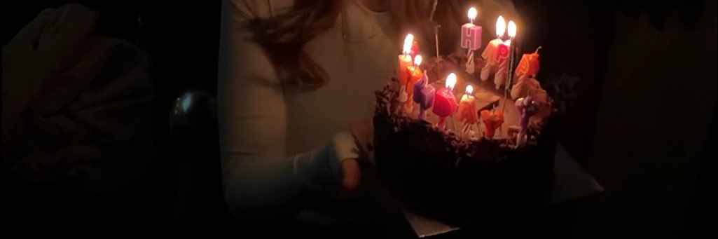 emily 🎀's banner