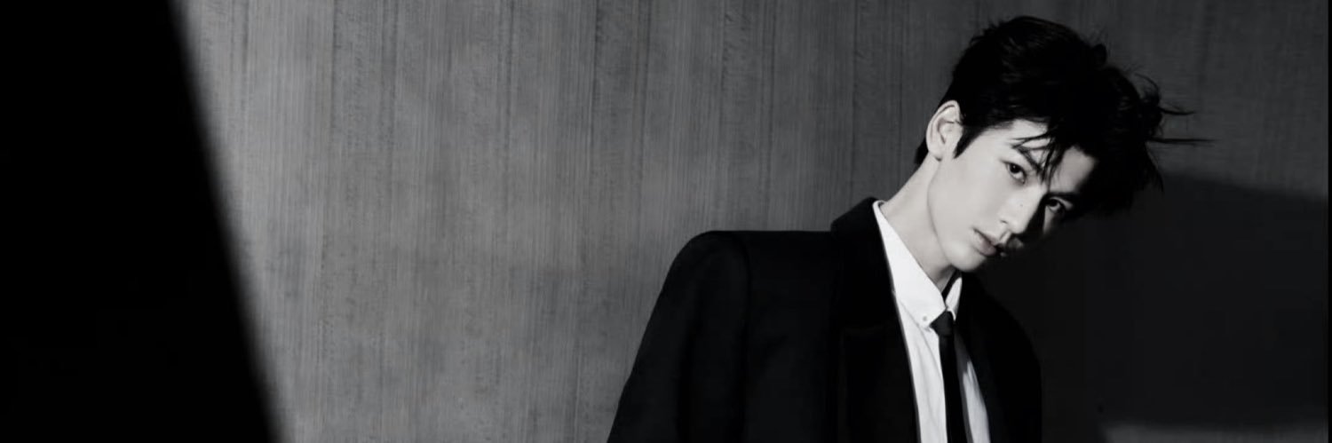 วอลนัทของจางหลิงเฮ่อZHANGLINGHE (Slow)'s banner