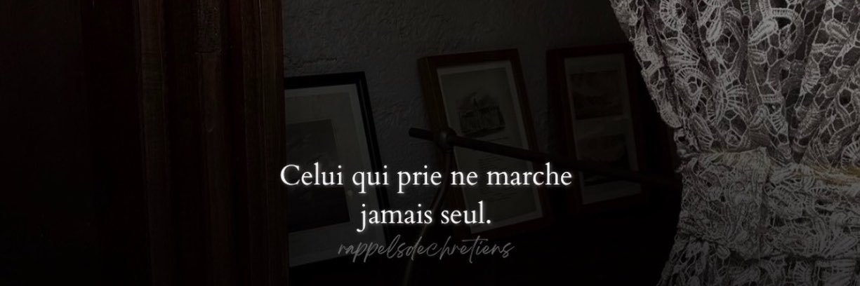 𝒞's banner