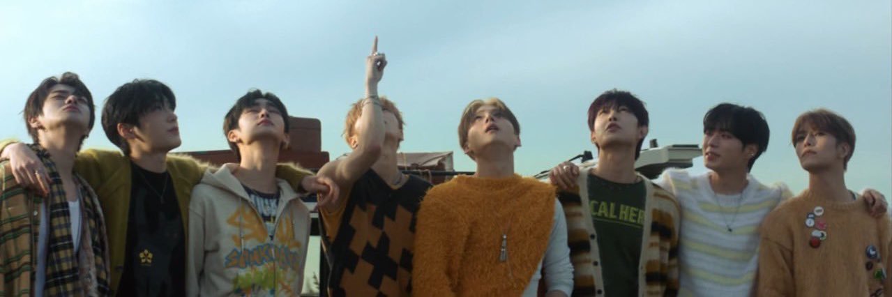 ｼ🧣's banner
