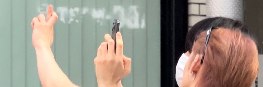 ˑ's banner