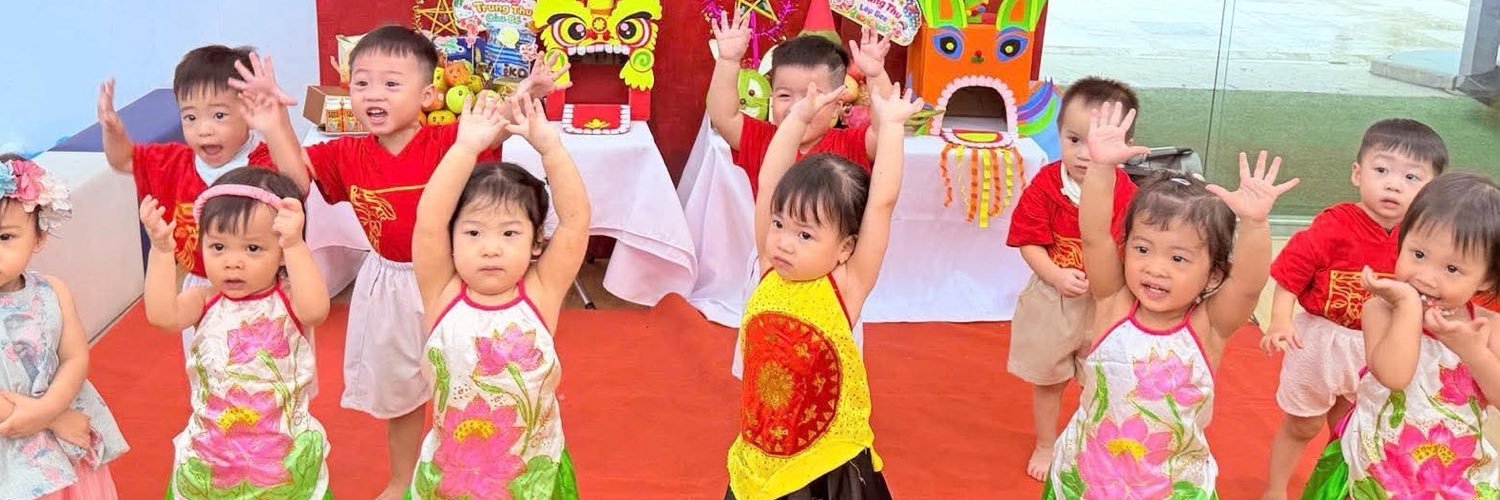 Dương Ngọc's banner