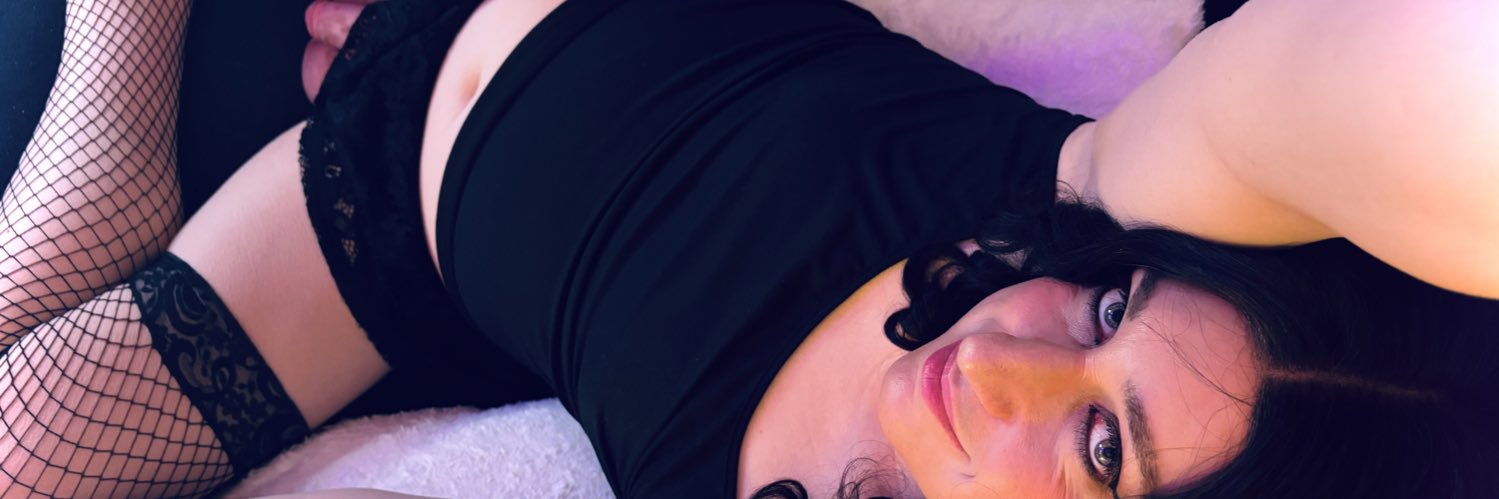 Katie Cummins's banner