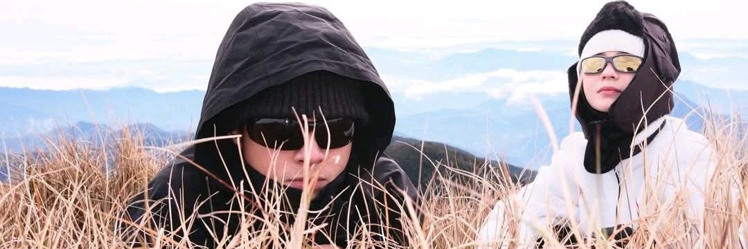 Jul Sim's banner