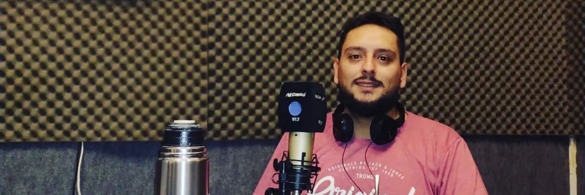 Dani Tapia's banner