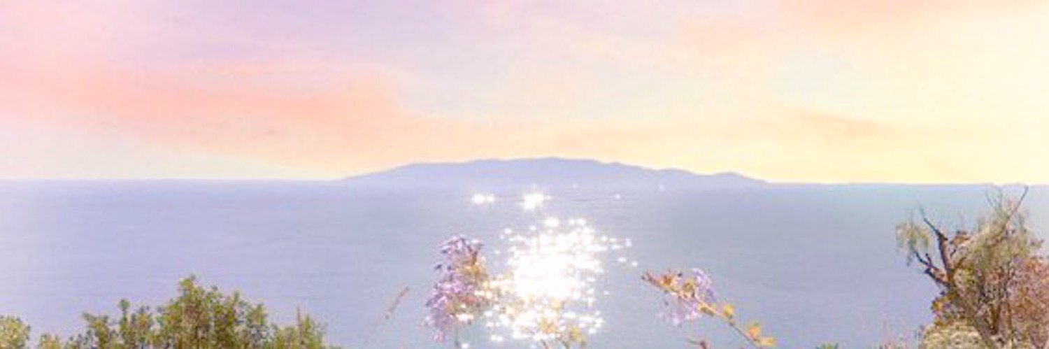 thalita ୨ৎ's banner