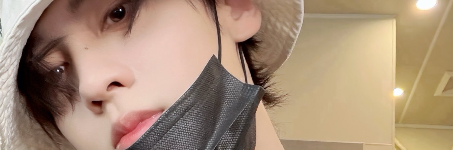 녕이's banner